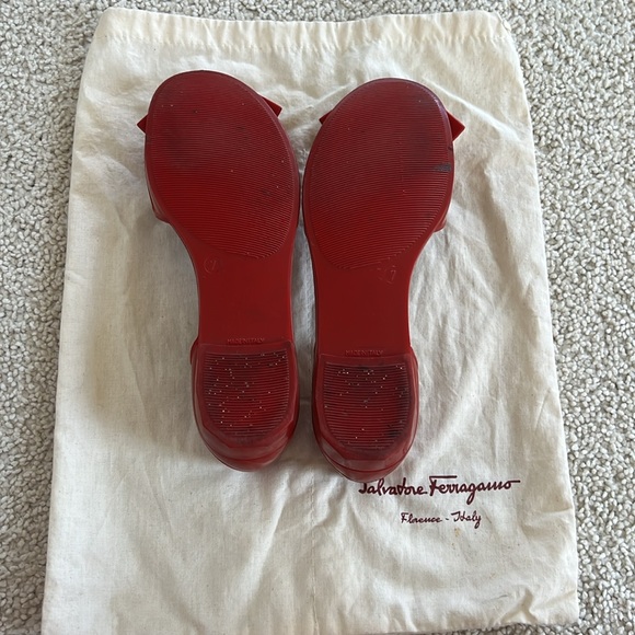 Salvatore Ferragamo Red Jelly Flats 7 Women’s - Picture 3 of 3